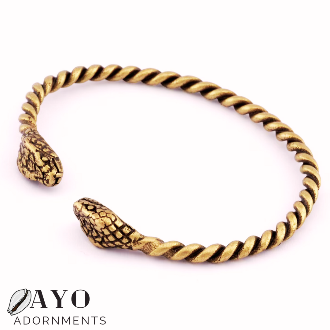 Snake Twisted Cuff (Adjustable)