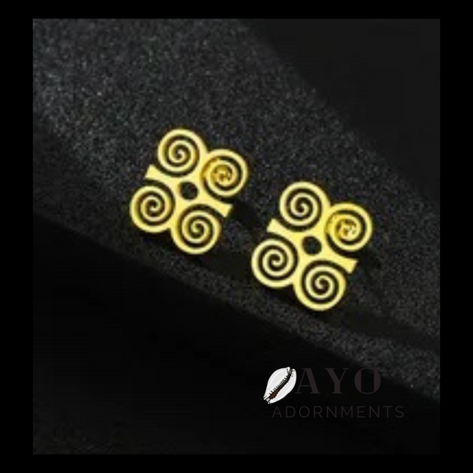 Dwennimmen Stud Earrings